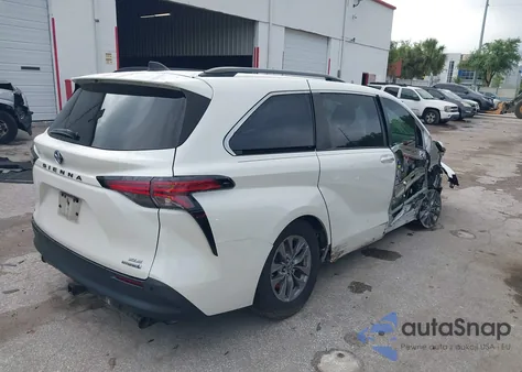 2021 Toyota Sienna Xle from USA, damaged, VIN 5TDYRKECXMS048373